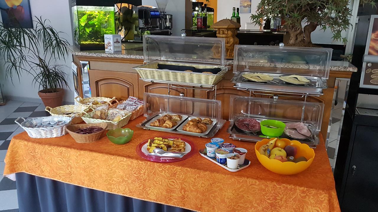 פינאלה ליגורה Orchidea Residence Hotel מראה חיצוני תמונה