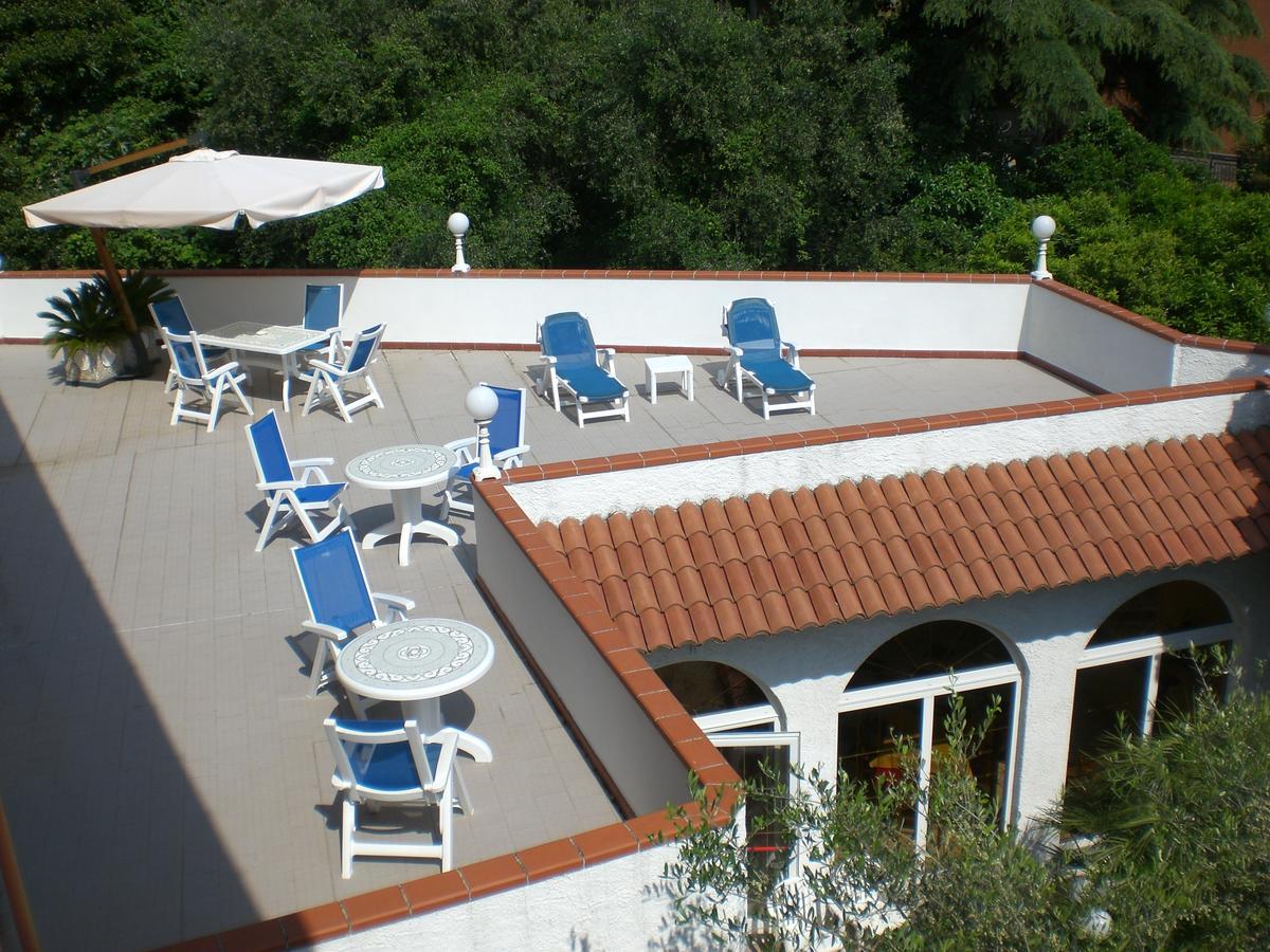 פינאלה ליגורה Orchidea Residence Hotel מראה חיצוני תמונה