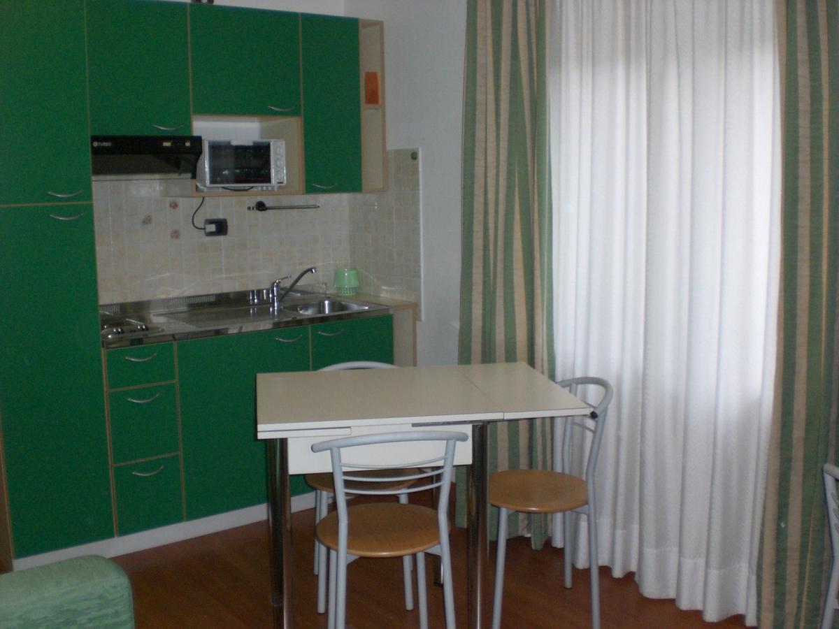 פינאלה ליגורה Orchidea Residence Hotel מראה חיצוני תמונה